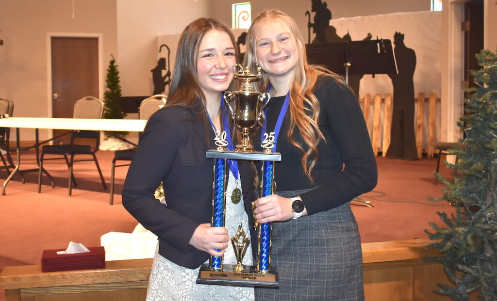 Kayli Butler and Annabelle Czeisperger from Hudson earned first place in the varsity division.
