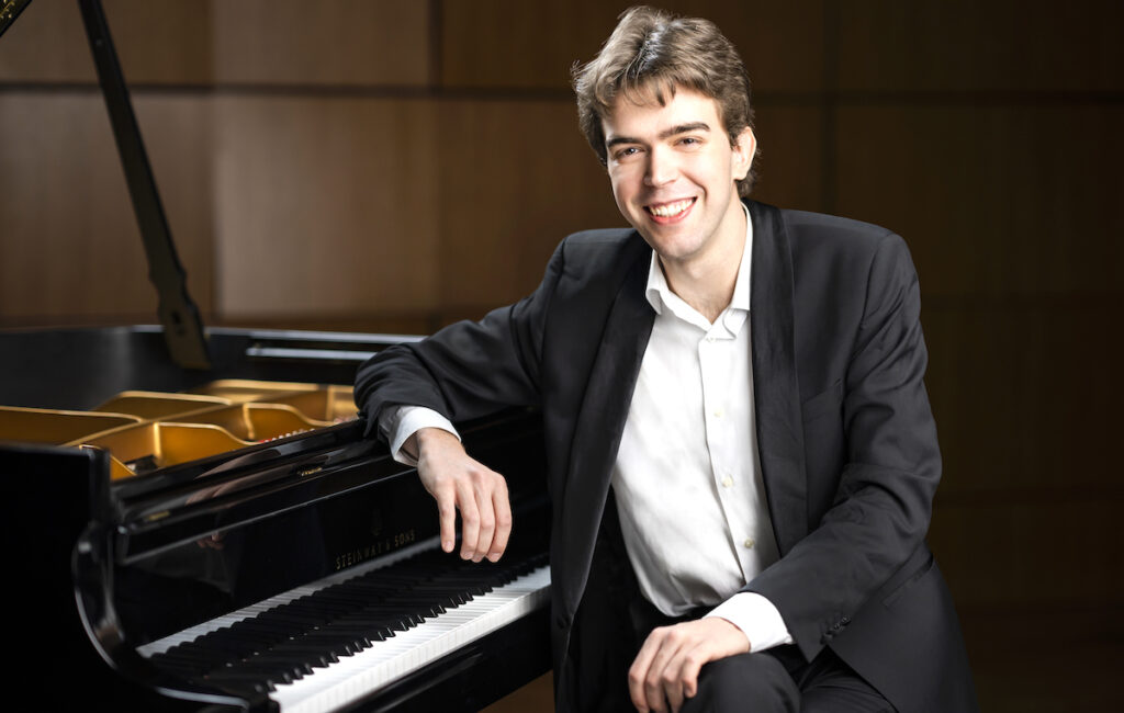 Pianist Albert Cano Smit will join the Adrian Symphony for a performance of Gershwin’s Concerto in F at the symphony’s May 1 concert. (Chris Lee, via albertcanosmit.com)